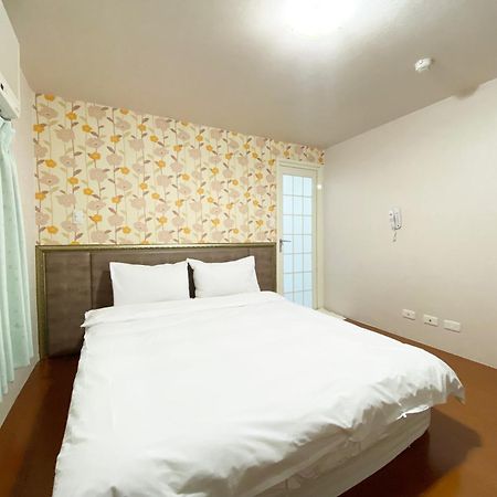 Fengjia 101 Apartment Đài Trung Ngoại thất bức ảnh