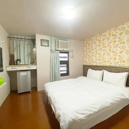Fengjia 101 Apartment Đài Trung Ngoại thất bức ảnh